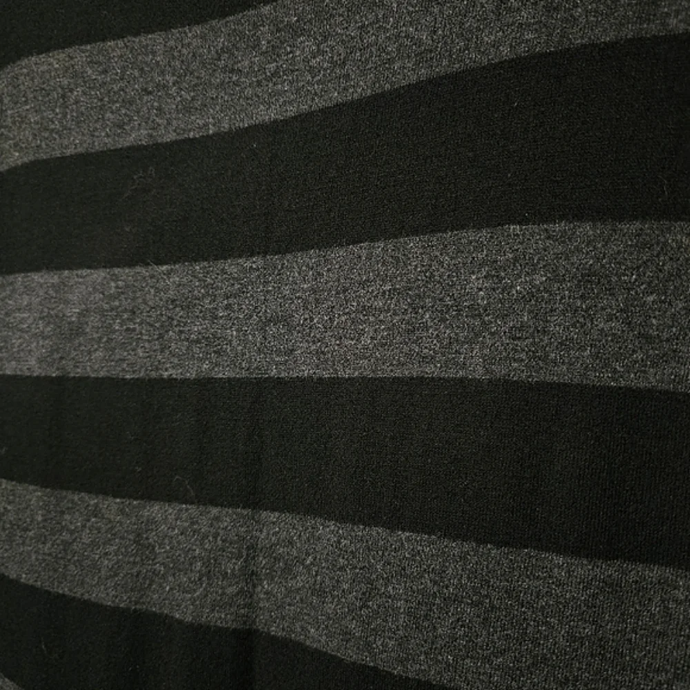 HP🎉 French Connection Black and Gray Striped Sweater Dress - Size 10 - Picture 6 of 11